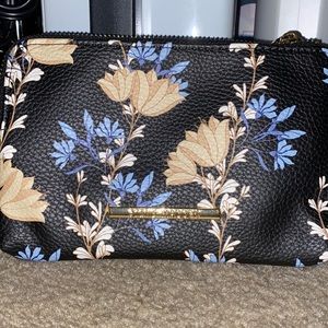 Steve Madden double pocket wristlet